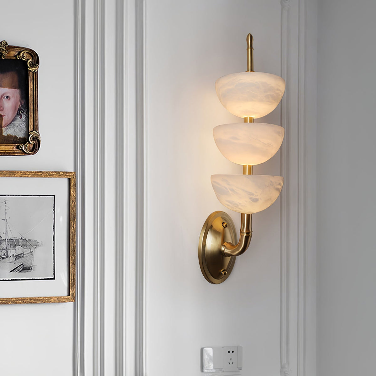 Pamio Triple Alabaster Indoor Wall Light