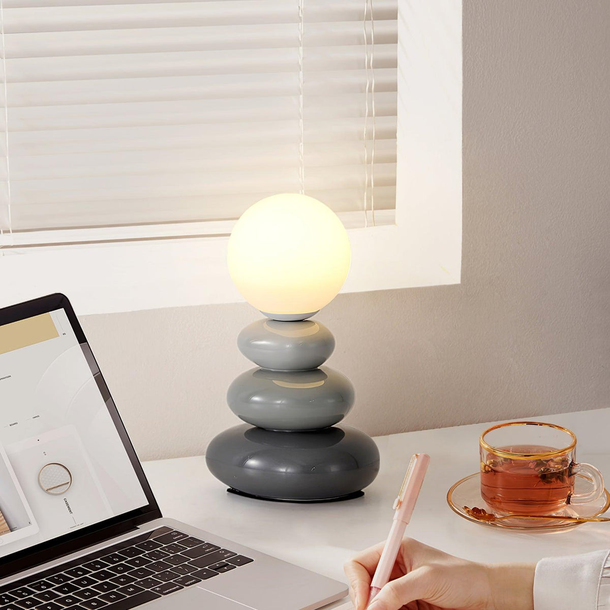 Devenu Ceramics Playful Table Lamp