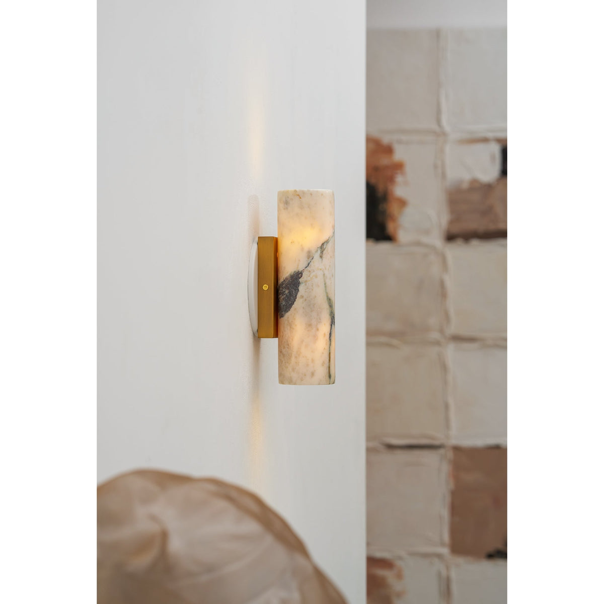 Kenoa Tubular Marble Indoor Wall Light