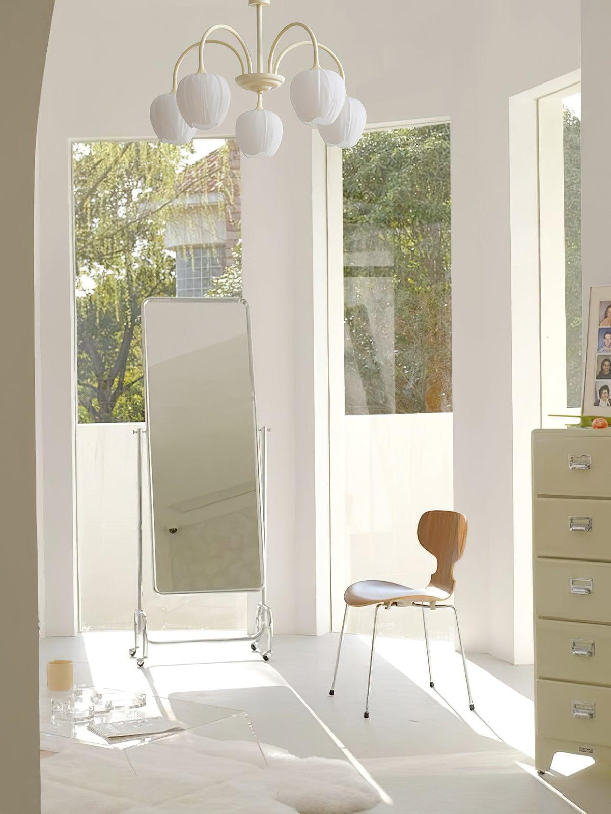 Gaina Tulip Matcha Chandelier