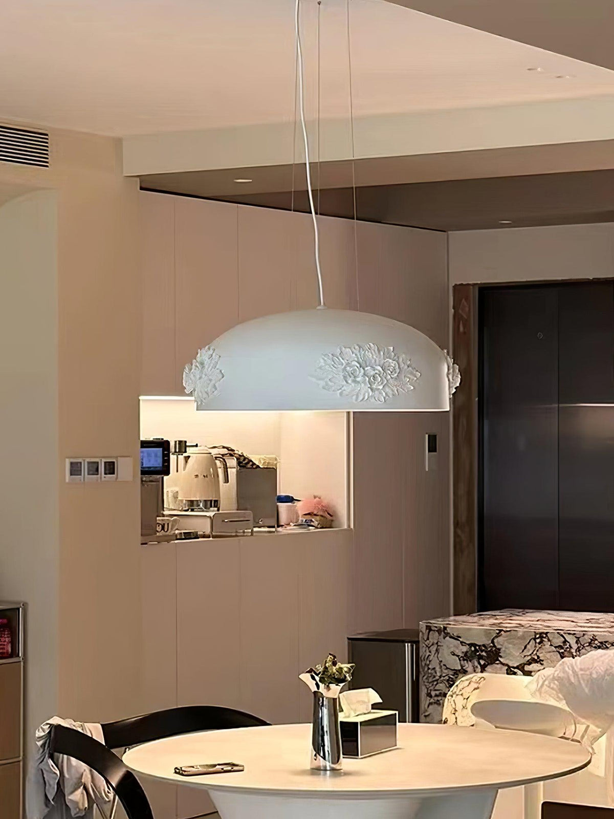 Vilaeos Minimalist Resin Wall Light