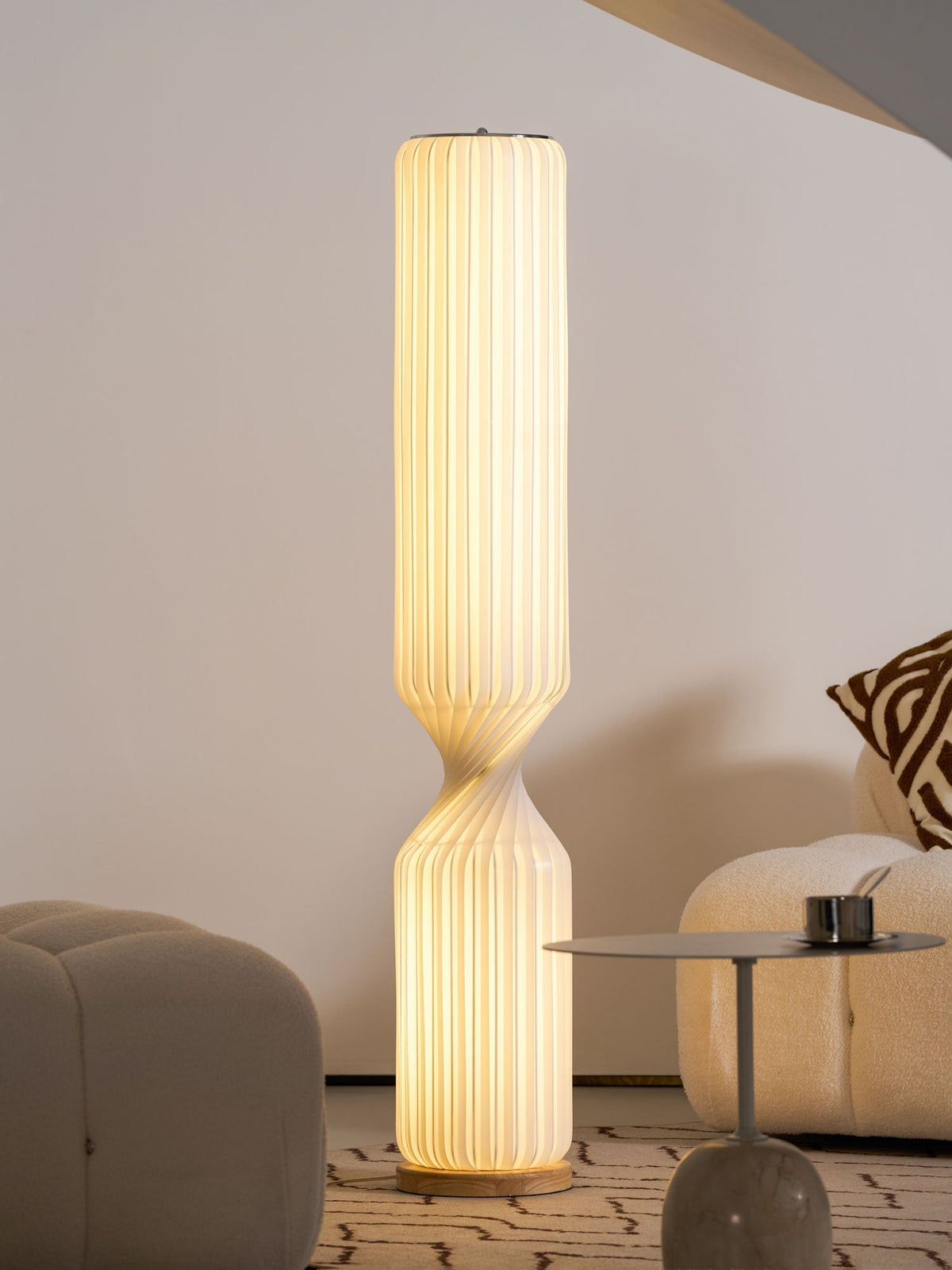 Oraeoril Modern PVC Floor Lamp