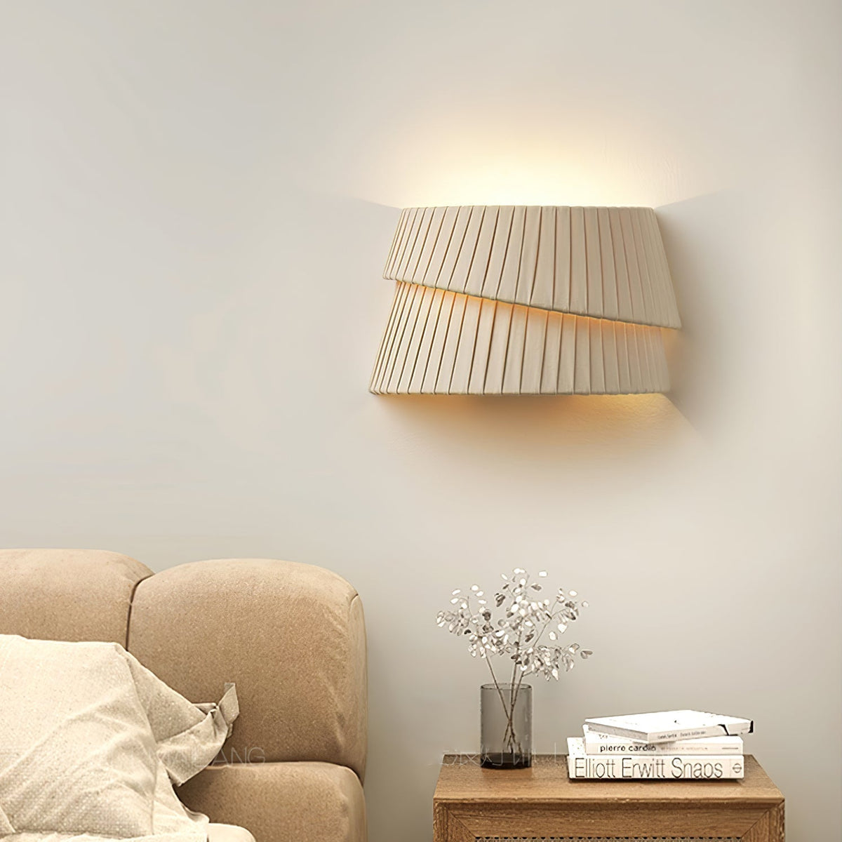 Cevelarae Premium Nordic Art Twist Fabric Wall Lamp