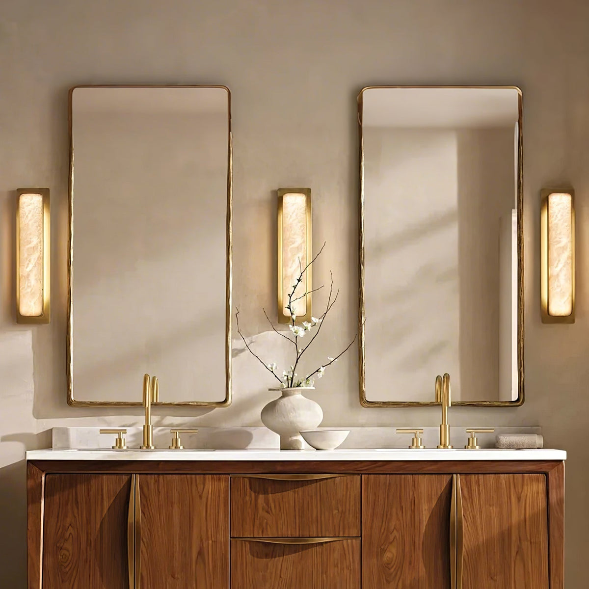 Yedia Alabaster Indoor Wall Light