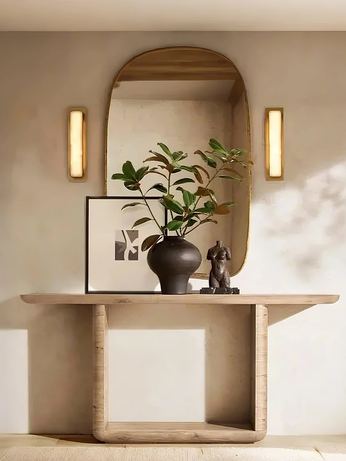Yedia Alabaster Indoor Wall Light