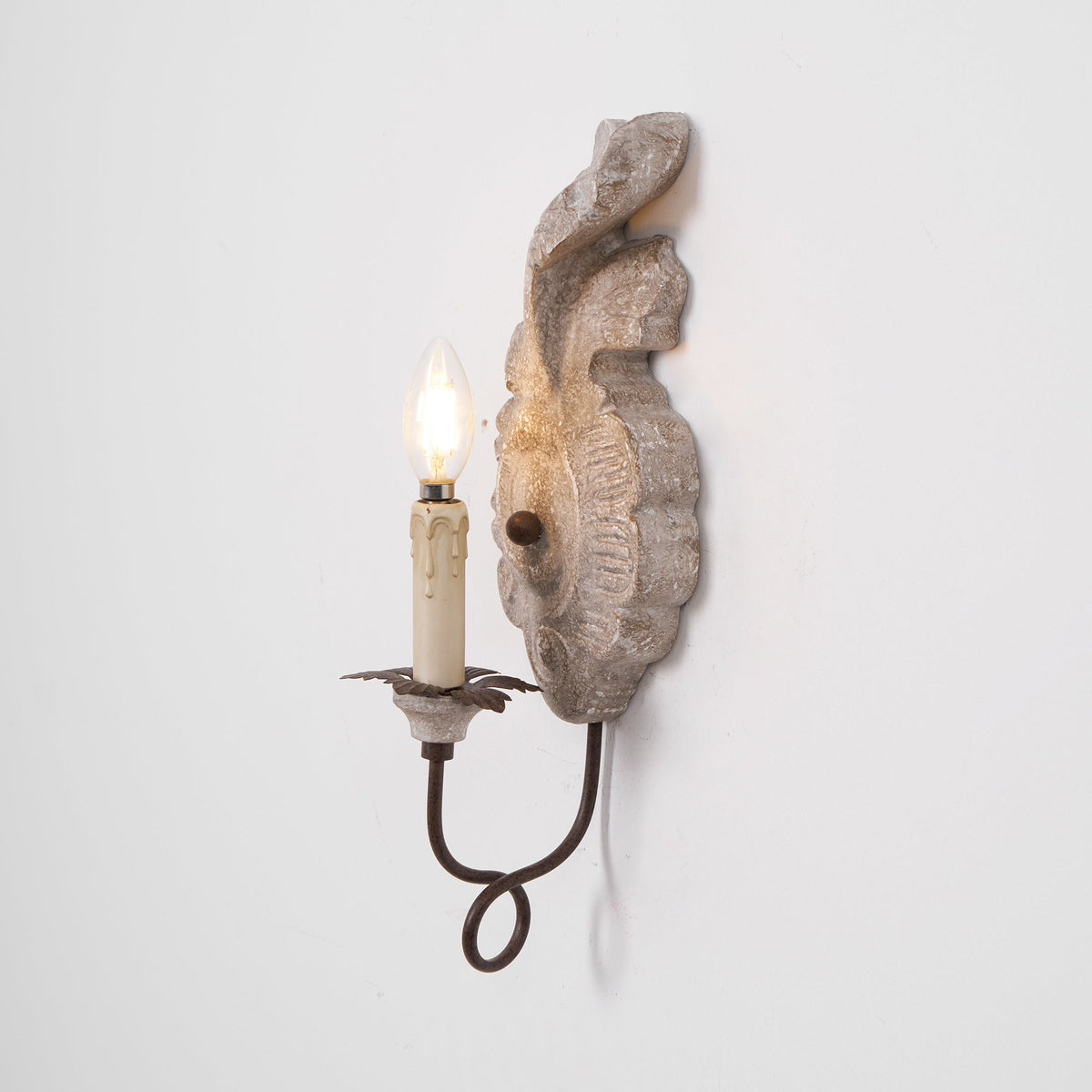 Veda Wood Indoor Wall Lamp