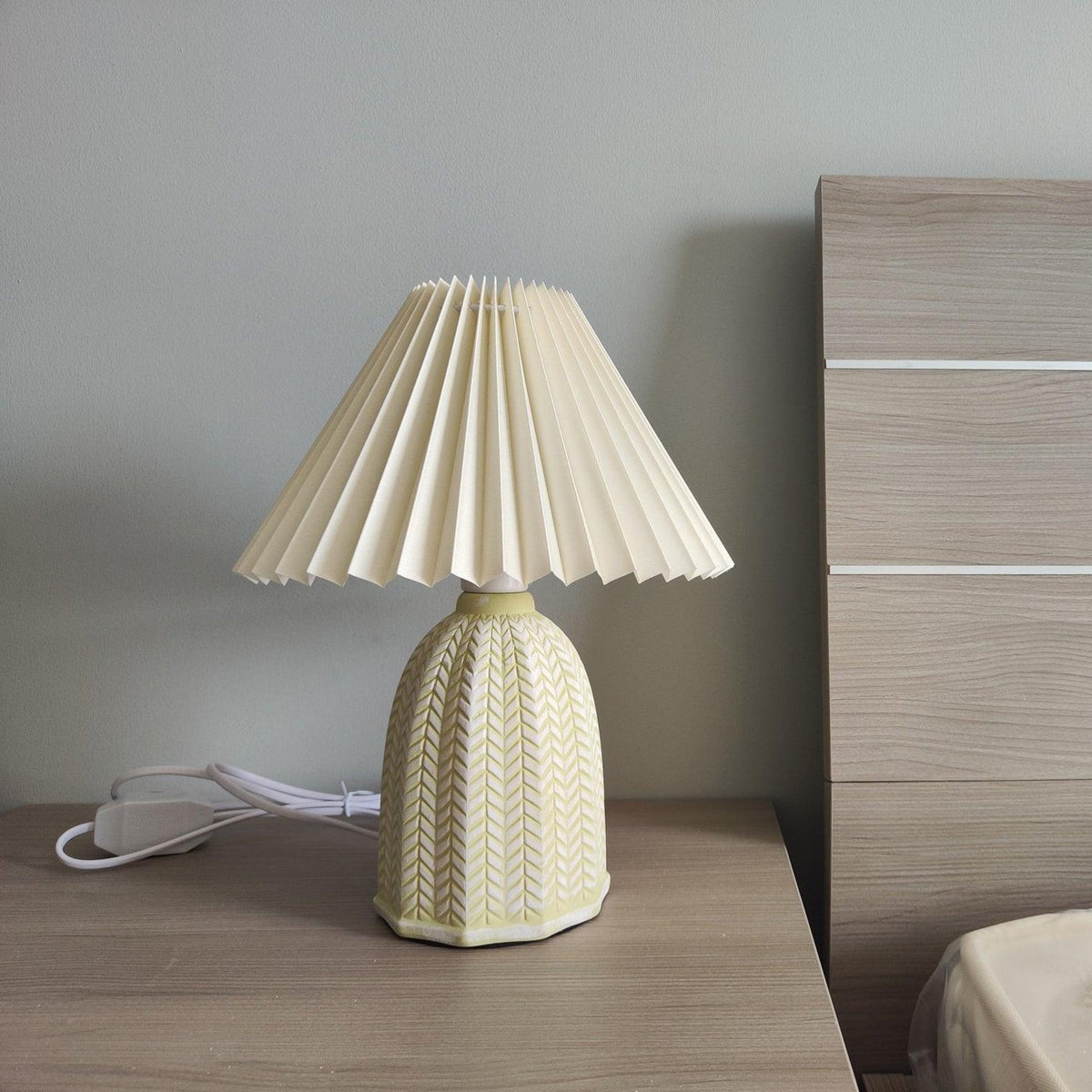 Xenlor Fabric Vintage Table Lamp