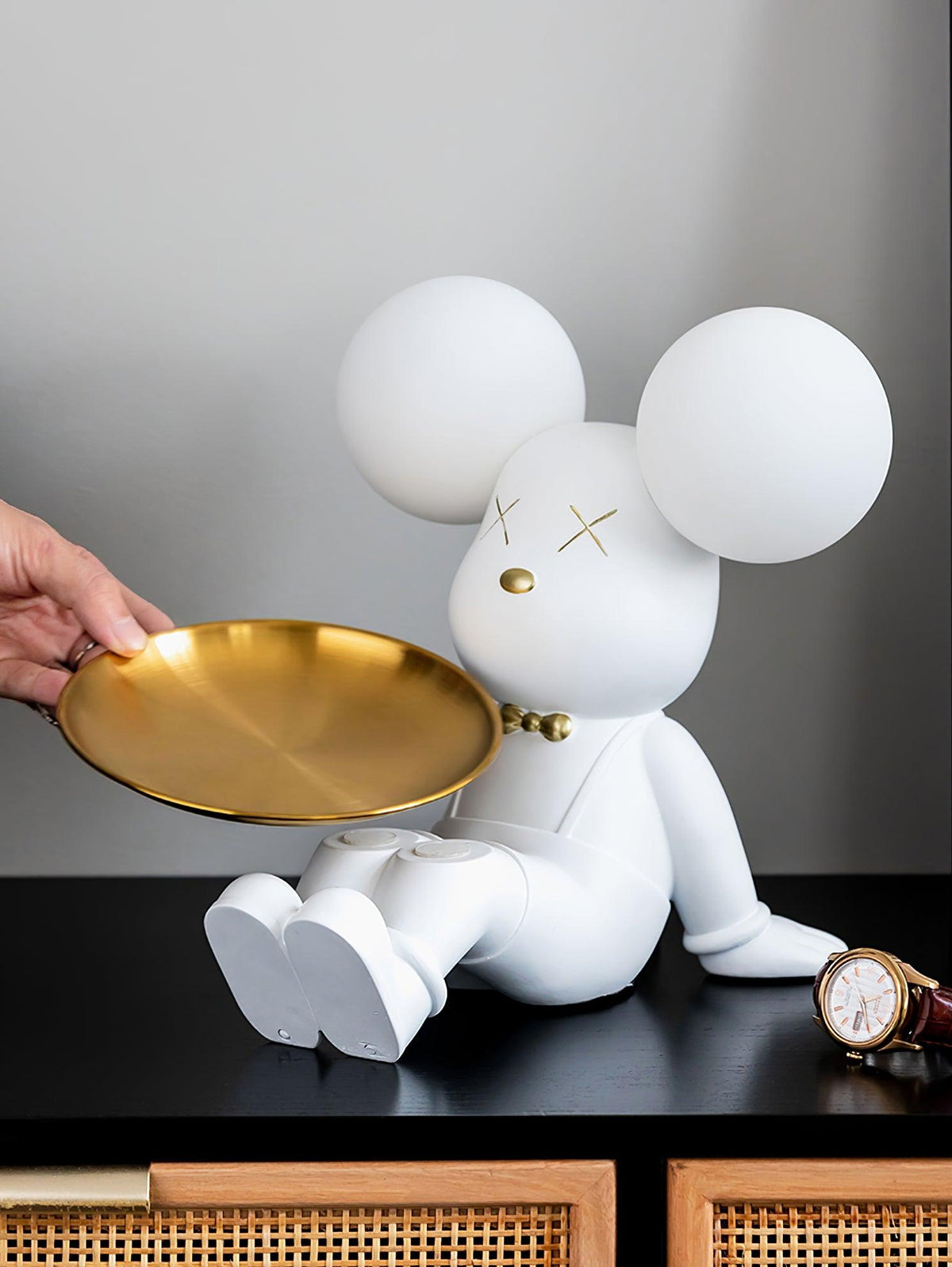 Wondel Resin Artistic Desk Lamp