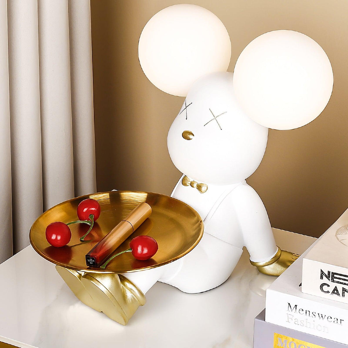 Wondel Resin Artistic Desk Lamp