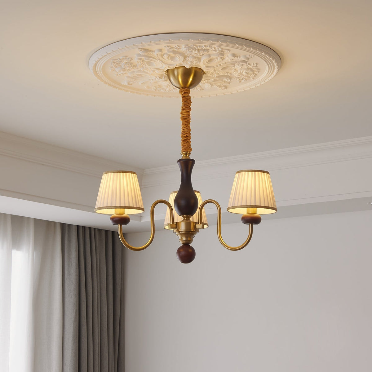 Erthaos Traditional Elegance Pleat Fabric Wood Chandelier