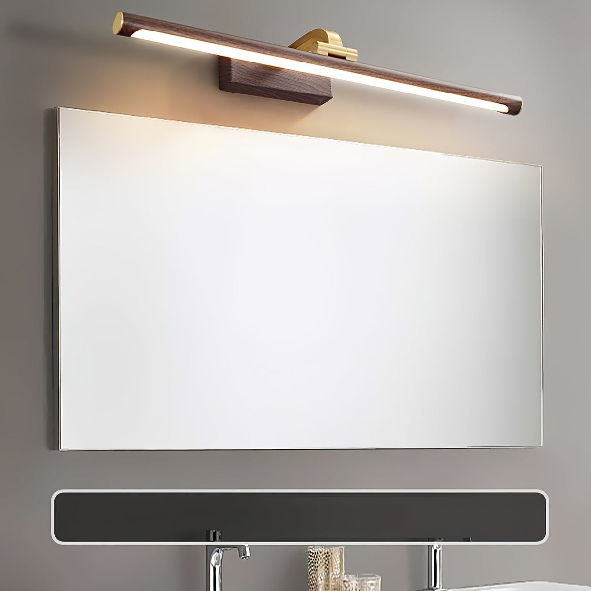 Lumare Brass Minimalist Wall Lamp