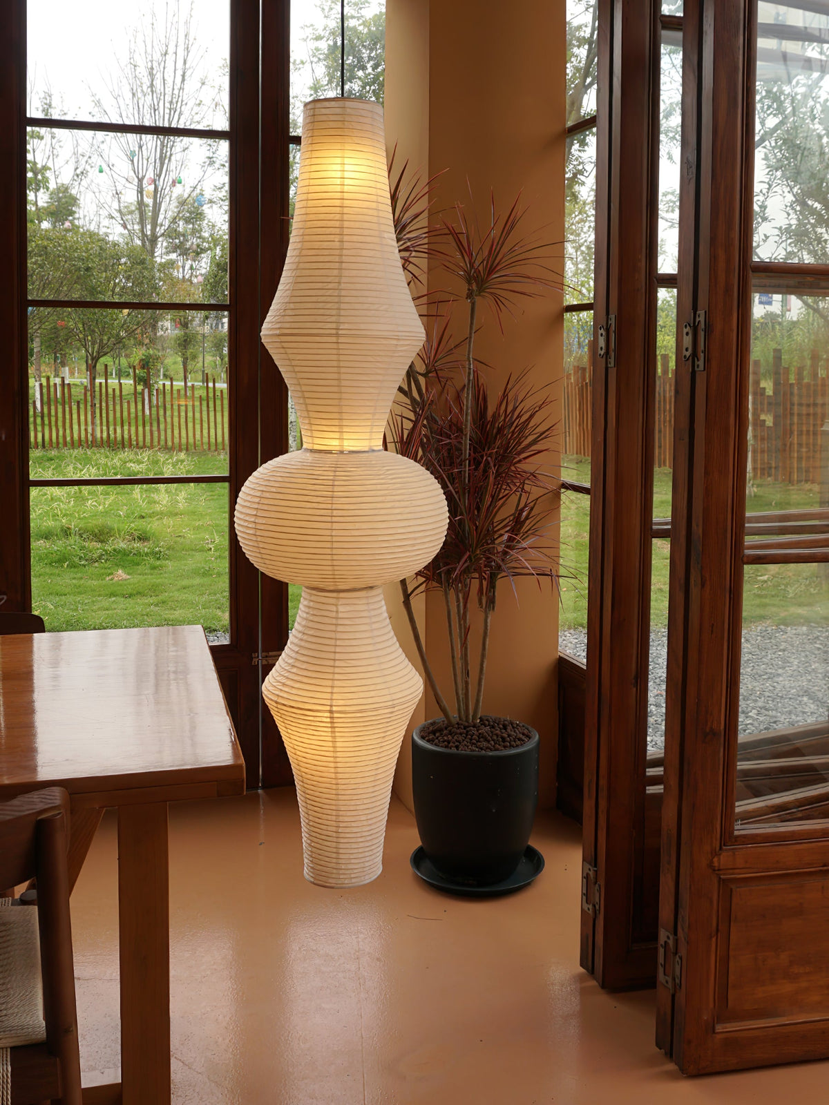 Isalo Washi Paper E Pendant Light