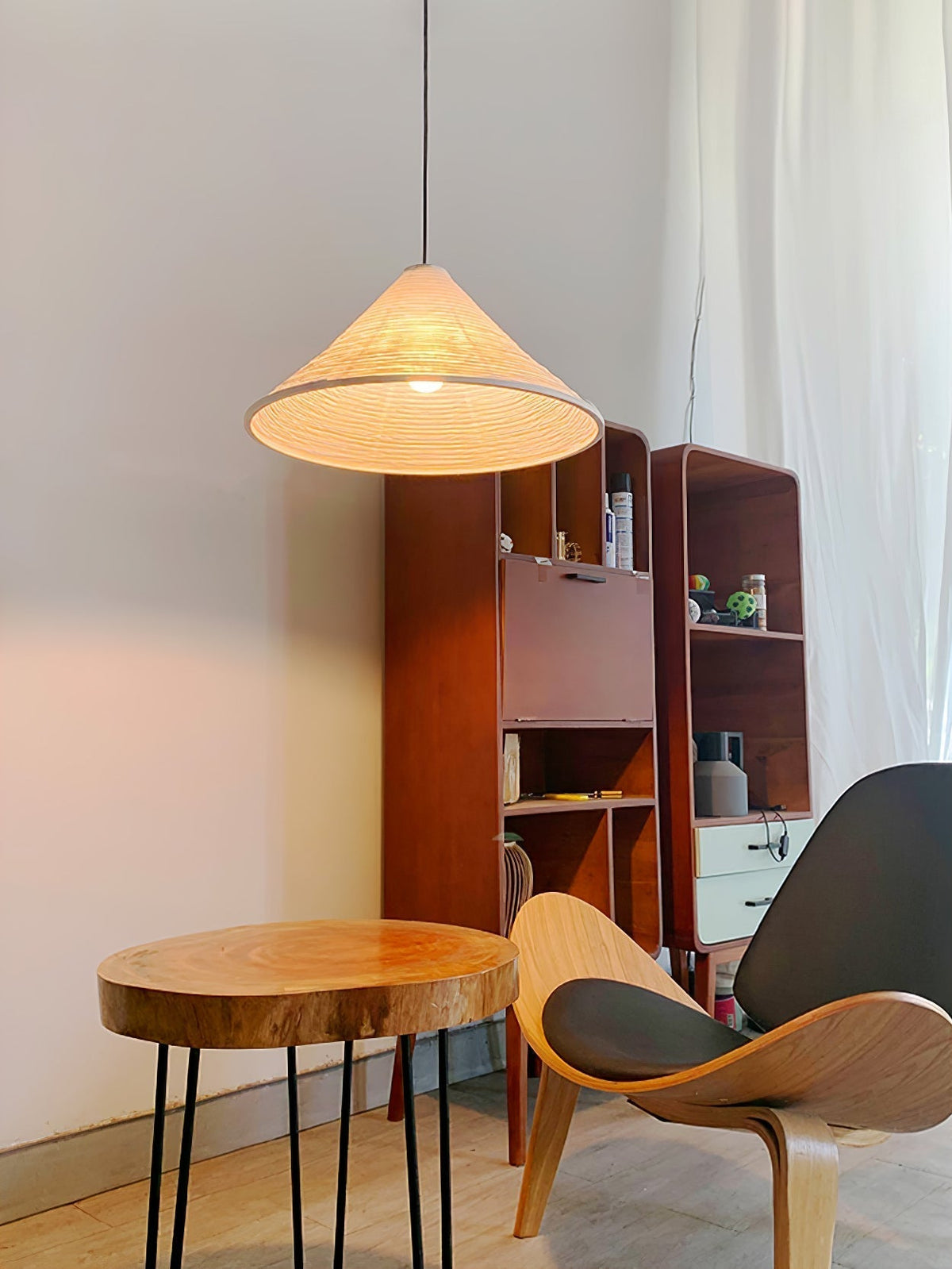 Conic Paper Pyramid Pendant Lamp