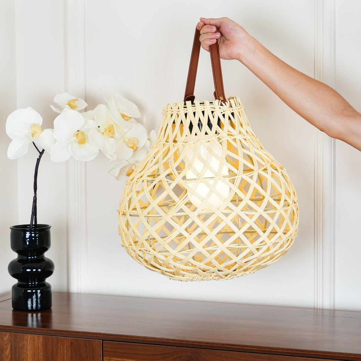 Isenor Woven Sphere Lantern Outdoor Lamp