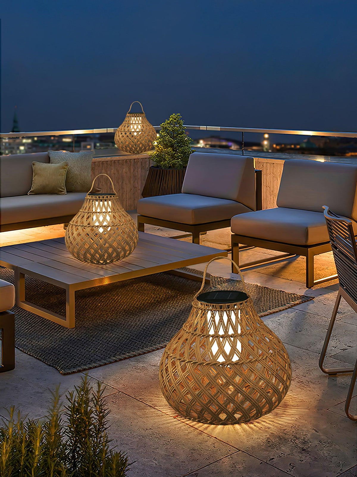 Isenor Woven Sphere Lantern Outdoor Lamp