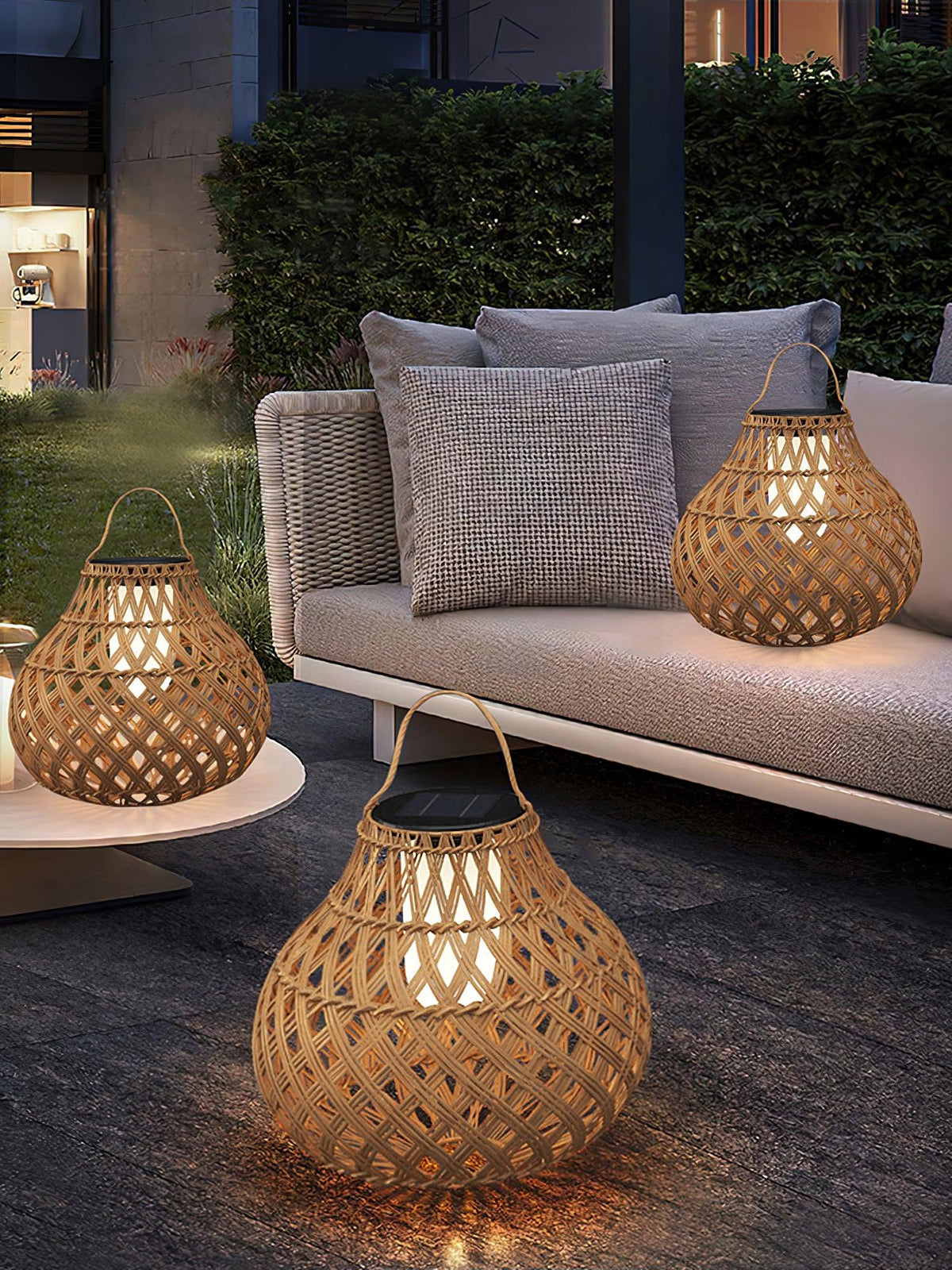 Isenor Woven Sphere Lantern Outdoor Lamp