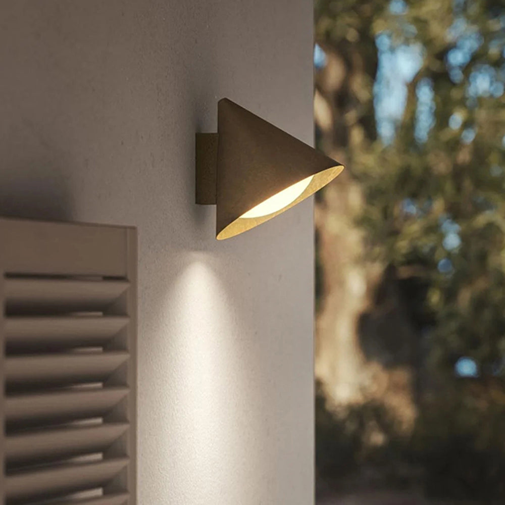 Arisha Modern Minimalist Cone Metal Outdoor Waterproof Wall Lamp，Black/Gold - Lamp Outdoor