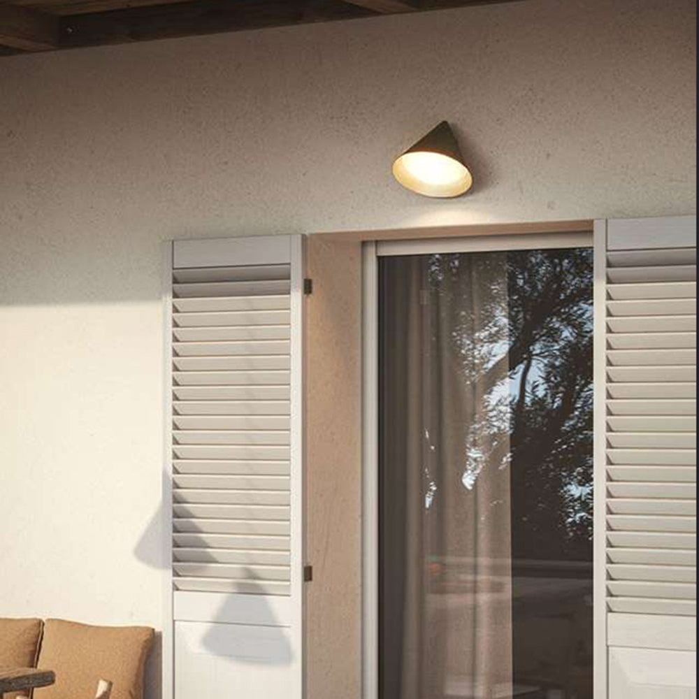 Arisha Modern Minimalist Cone Metal Outdoor Waterproof Wall Lamp，Black/Gold - Lamp Outdoor
