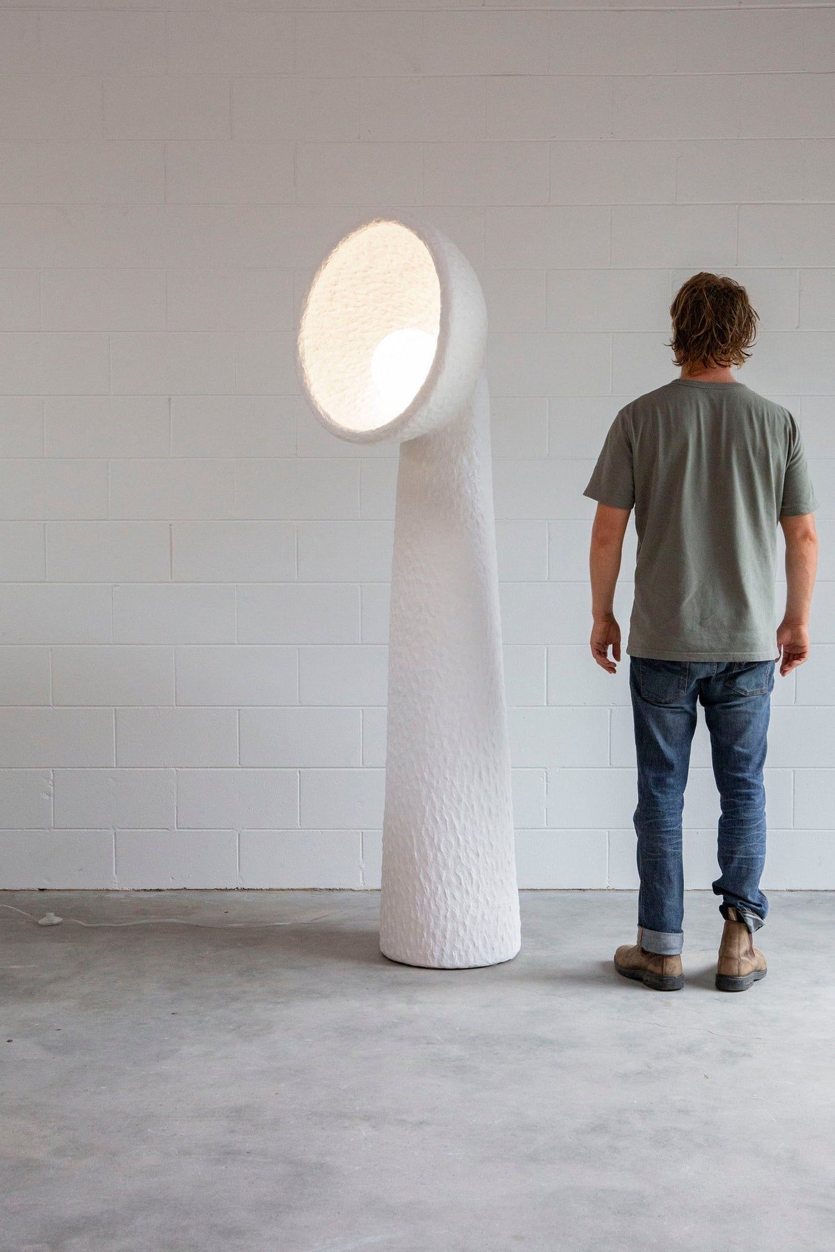 Ernionis Textured Ceramic Floor Lamp