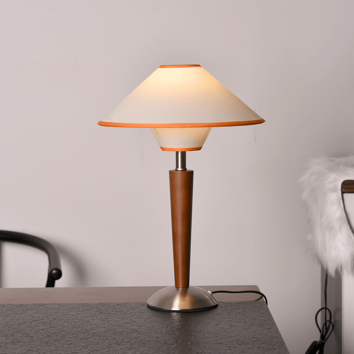 Vido Wood Table Lamp