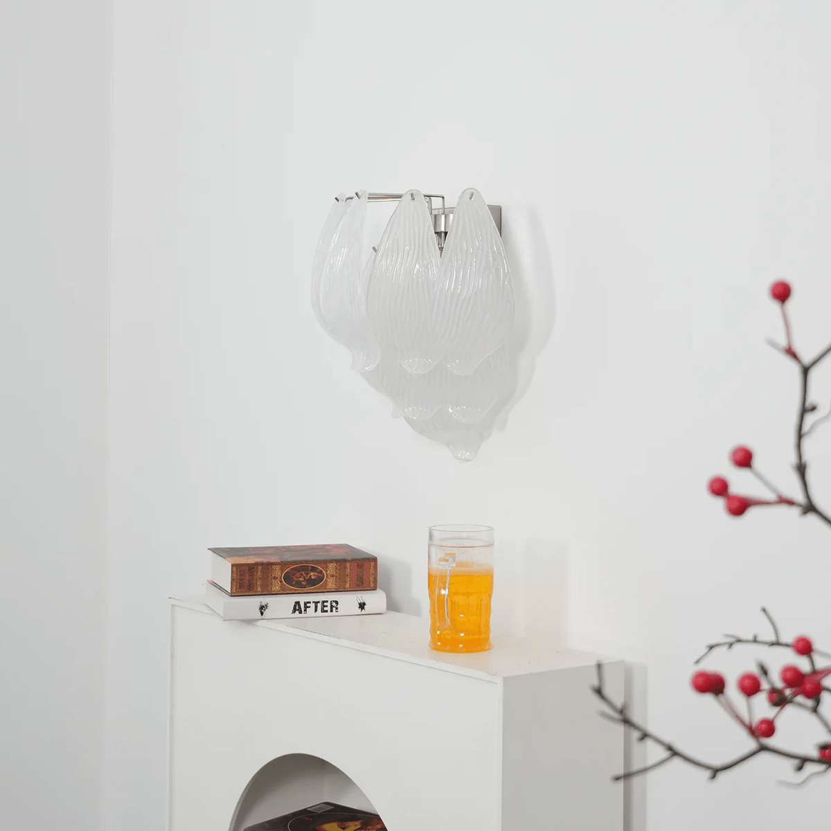 Lioriniella Wall Lamp Murano Glass Petal Frosted Cascading