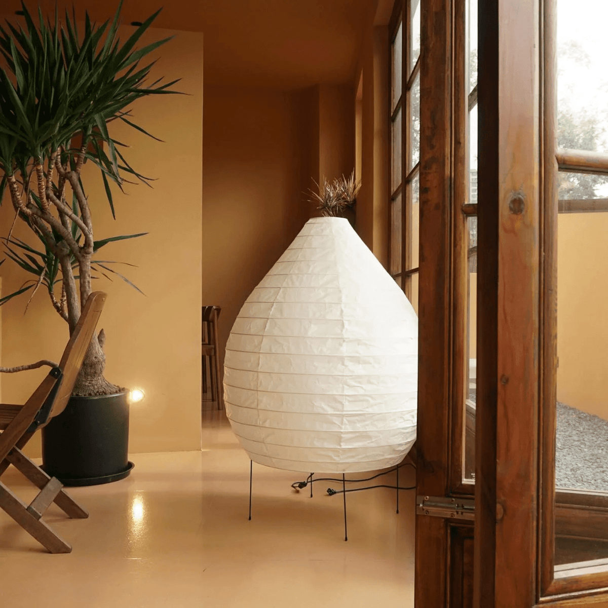 Viraiviella Modern Floor Lamp