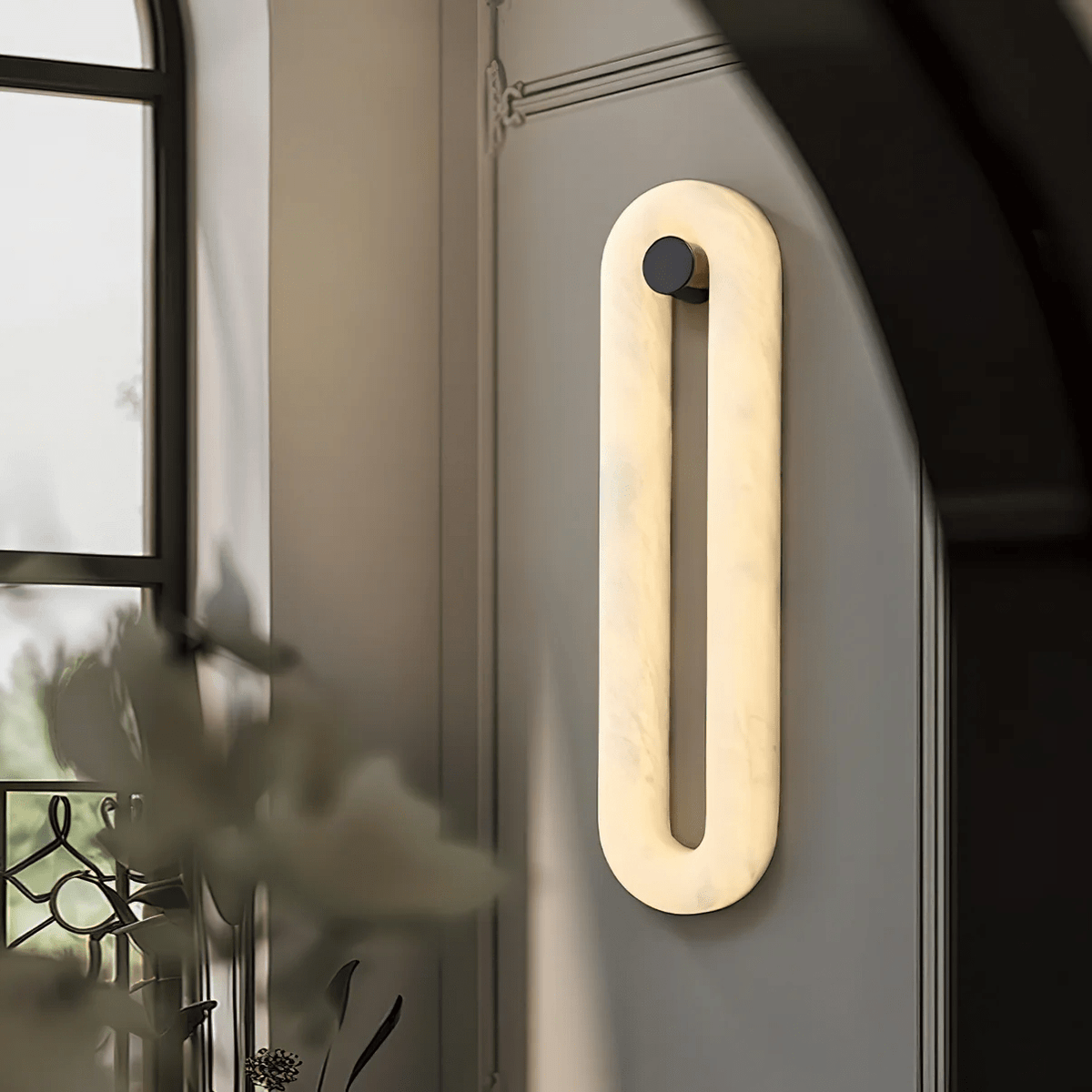 Nivaniella Modern Alabaster Wall Light