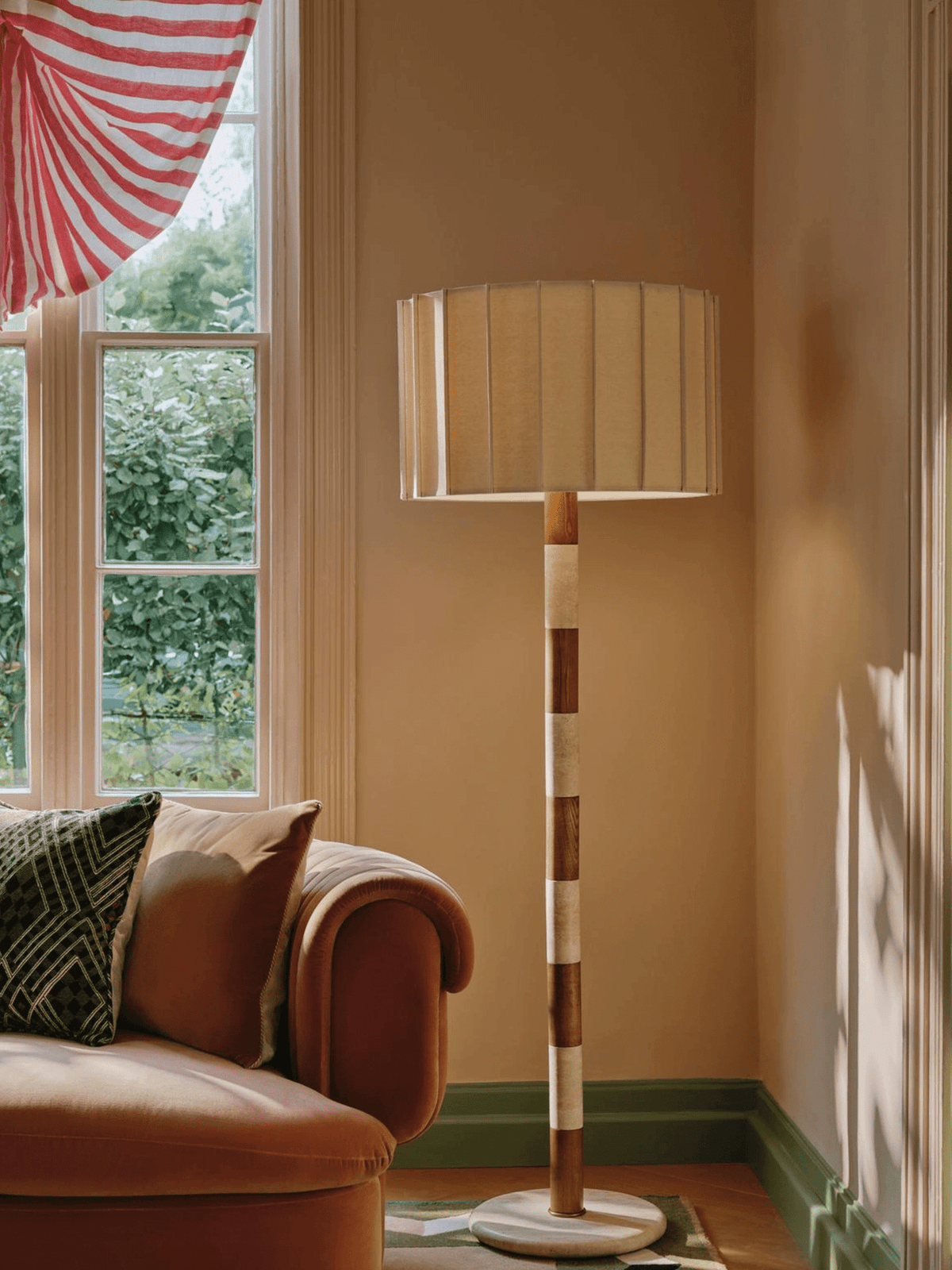 Vrys Travertine  Striped Floor Lamp