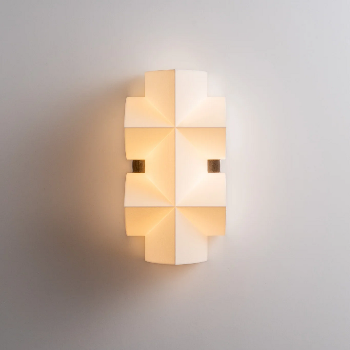 Winia Iron Indoor Wall Light