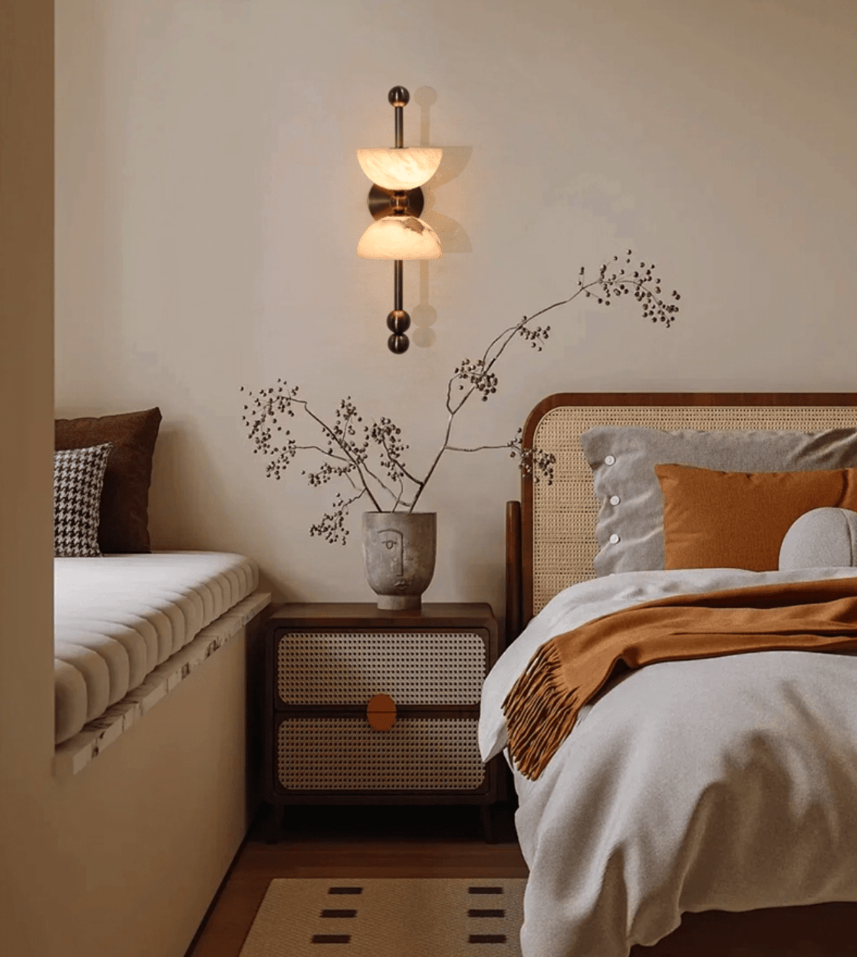 Seraphin Alabaster Wall Lamp