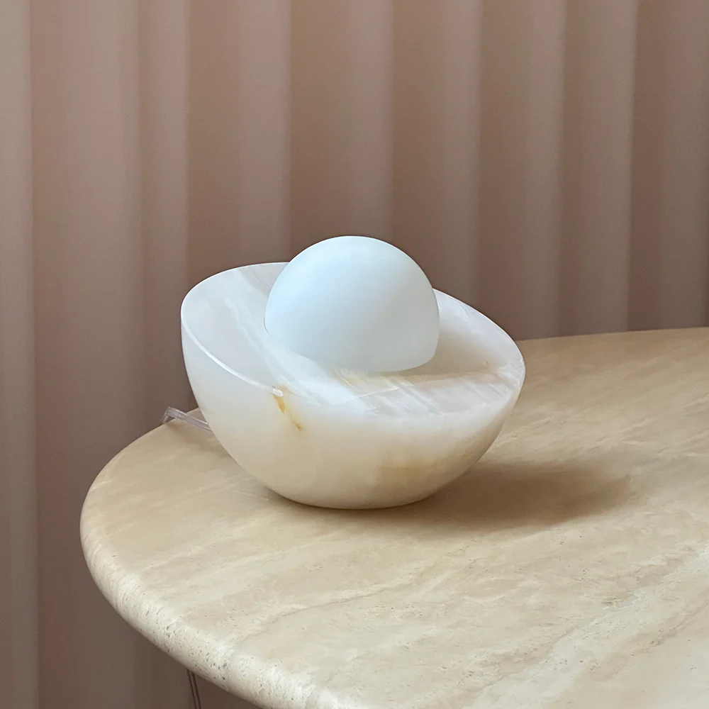 Fryle Jade Minimalist Halo Table Lamp