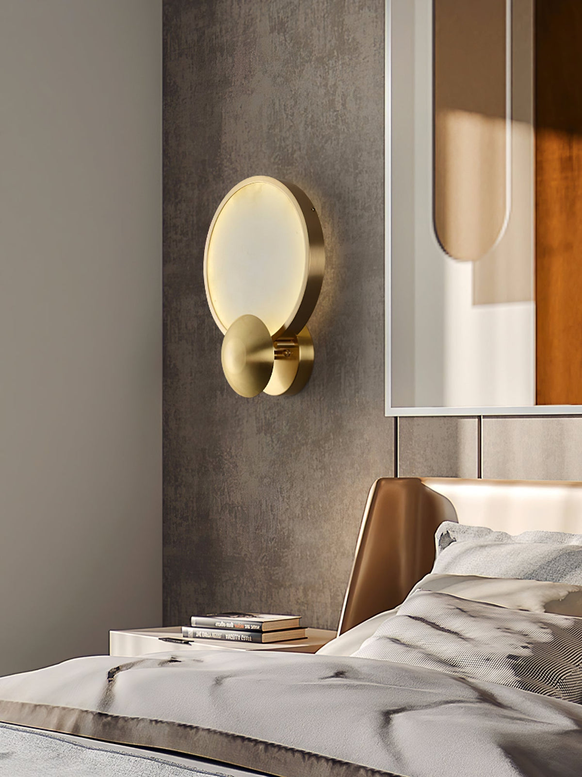 Avenuelia Alabaster Wall Light
