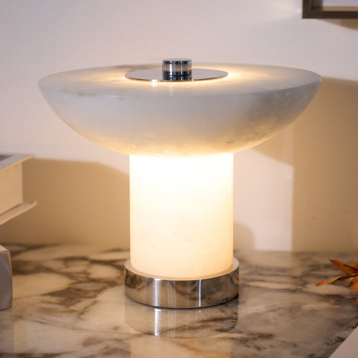 Eurnoran Mushroom Shaped Alabaster Table Lamp