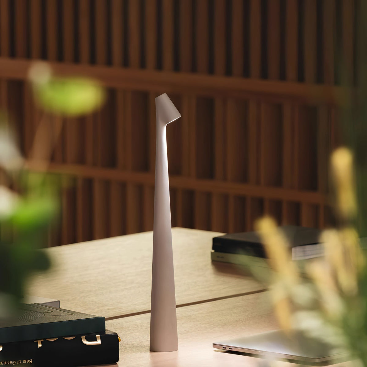 Imiril Sculptural Floor Lamp