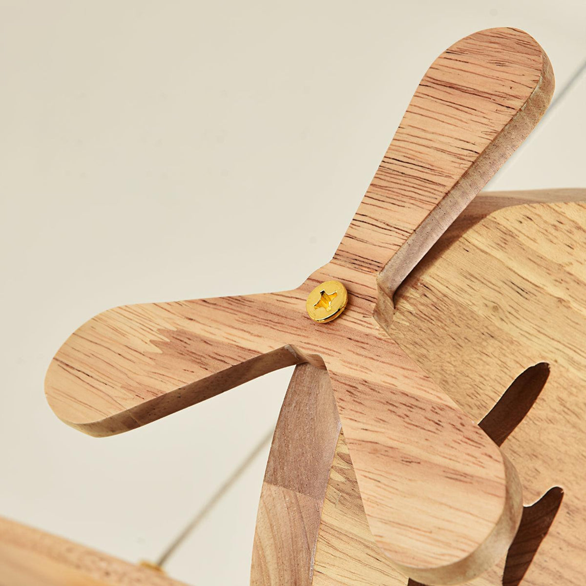 Aldenine Wood Artistic Pendant Lamp