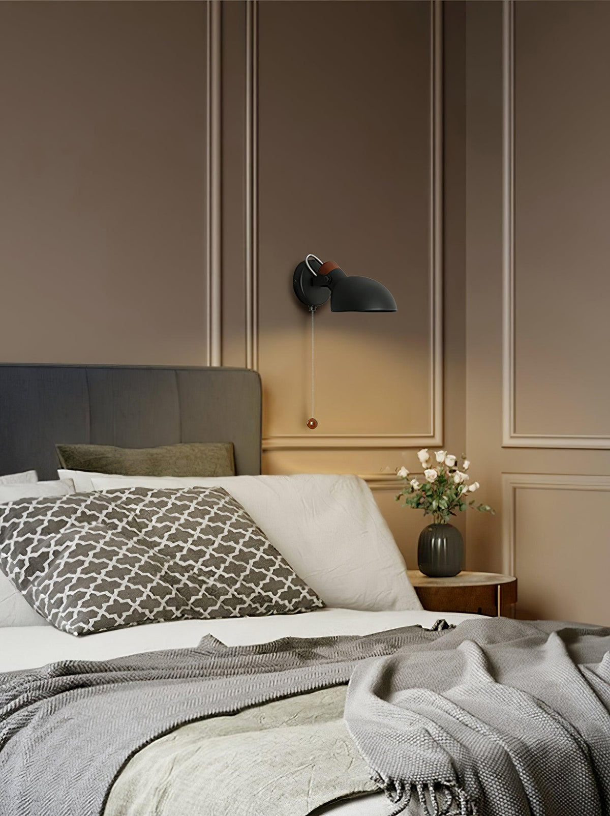 Livia Elegance Modern Minimalist Wall Lamp
