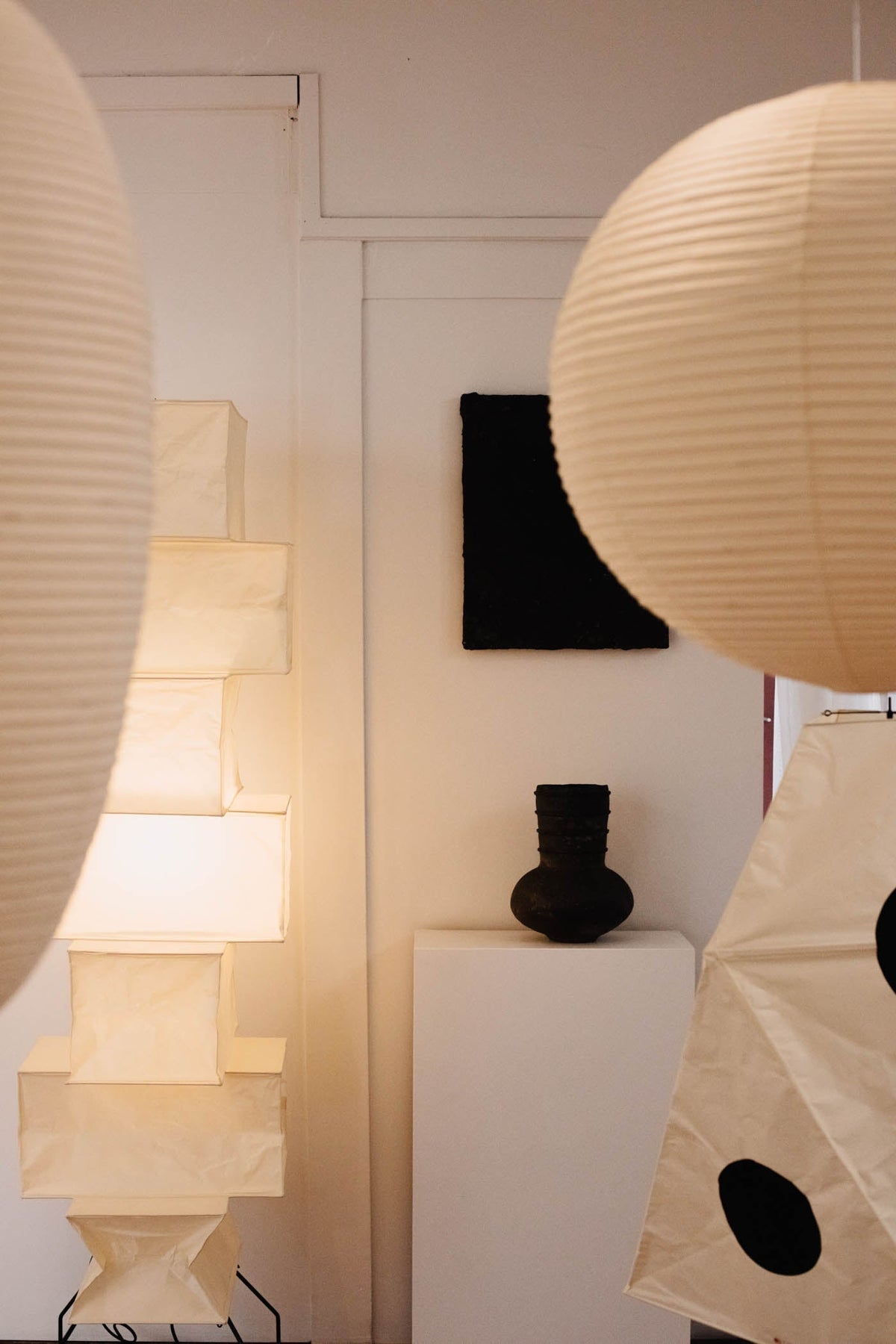 Avara Paper Floor Lamp