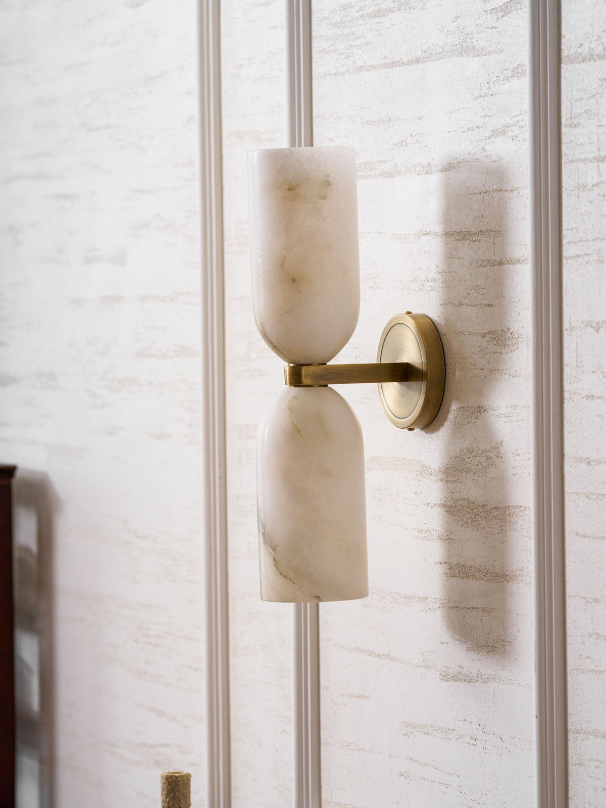 Yijan Alabaster Nexus Indoor Wall Light