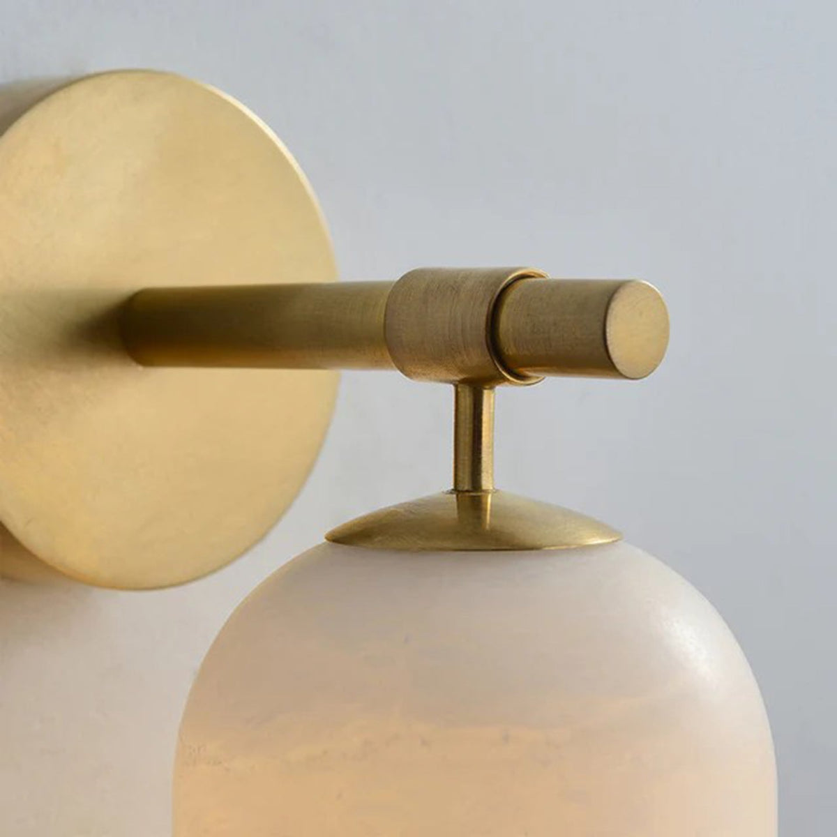 Posha Pillar Alabaster Indoor Wall Light
