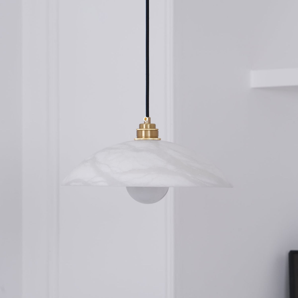 Nerea Minimalist Alabaster Pendant Light