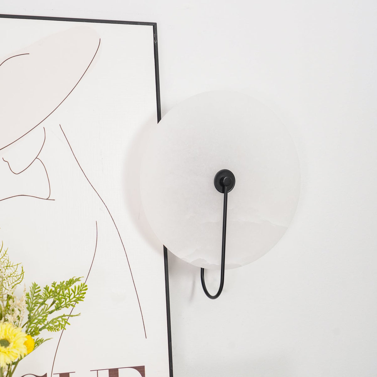 Ceraeyra Alabaster Globe Wall Light