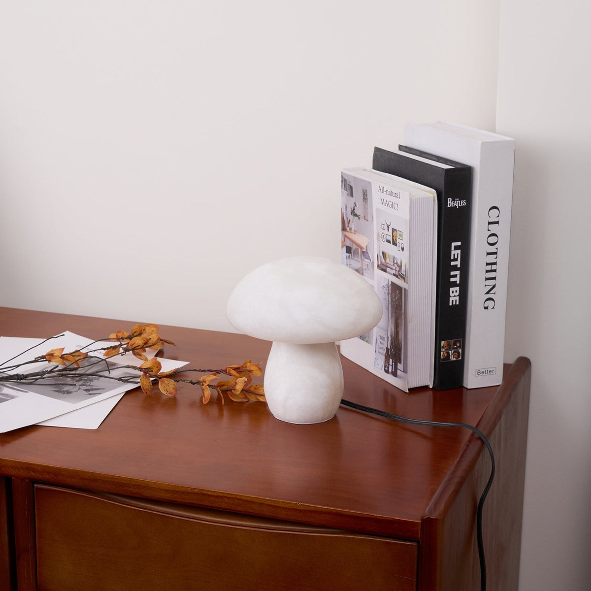 Eirarena Alabaster Table Lamp