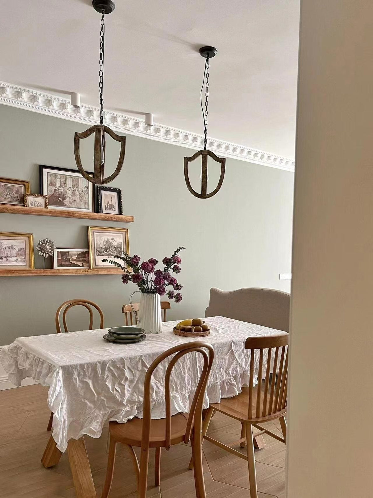 Tinduvyi Individual Creativity Metal Pendant Lamp