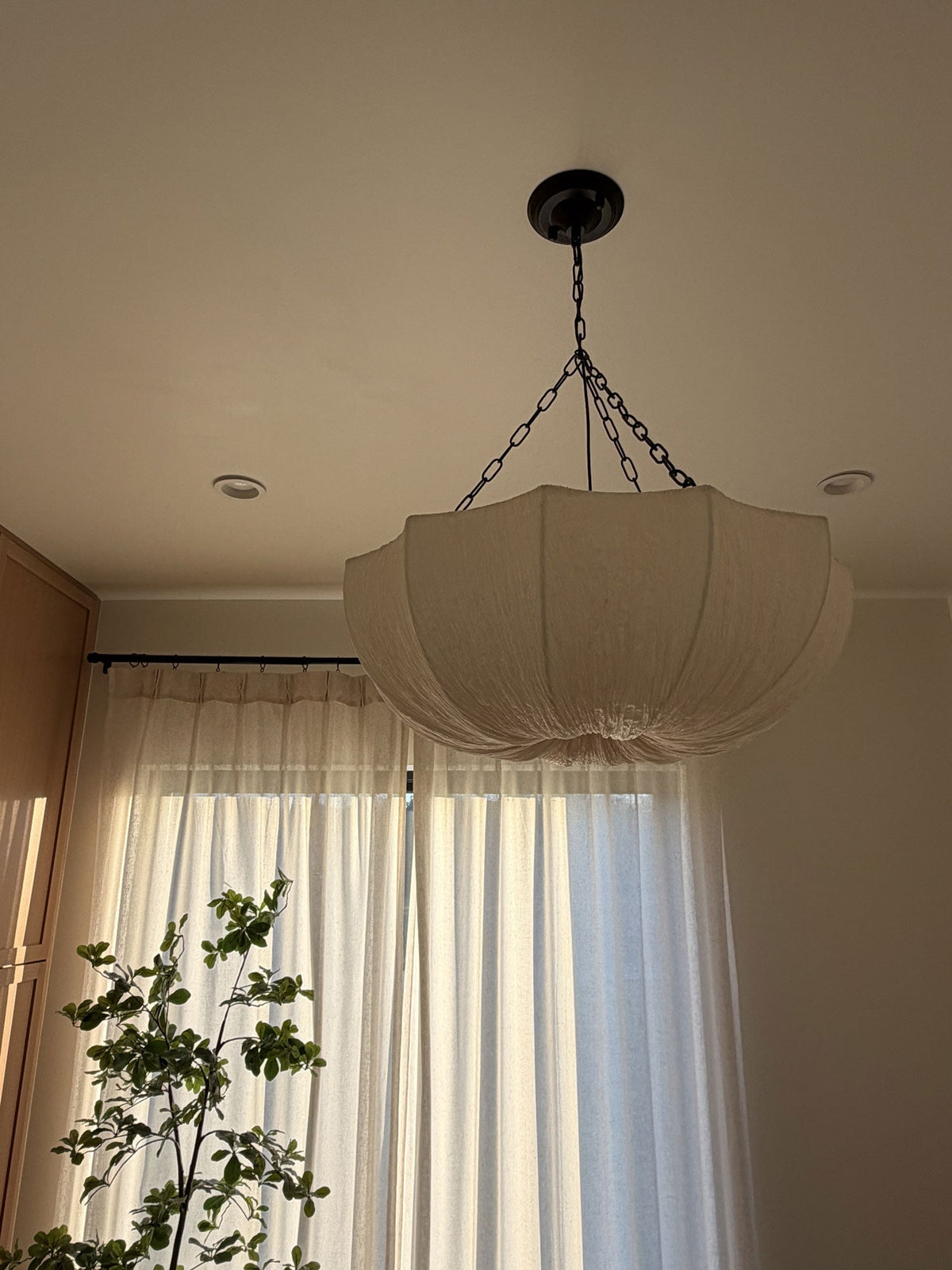 Yapia Fabric Pendant Light