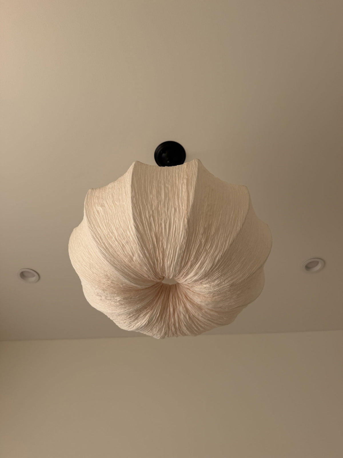 Yapia Fabric Pendant Light