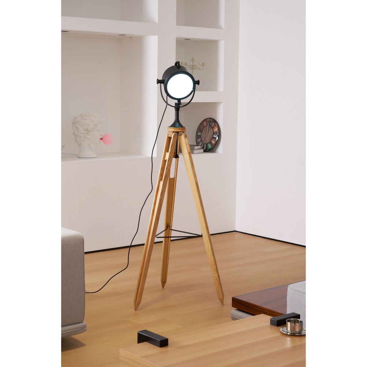 Calielia Floor Lamp