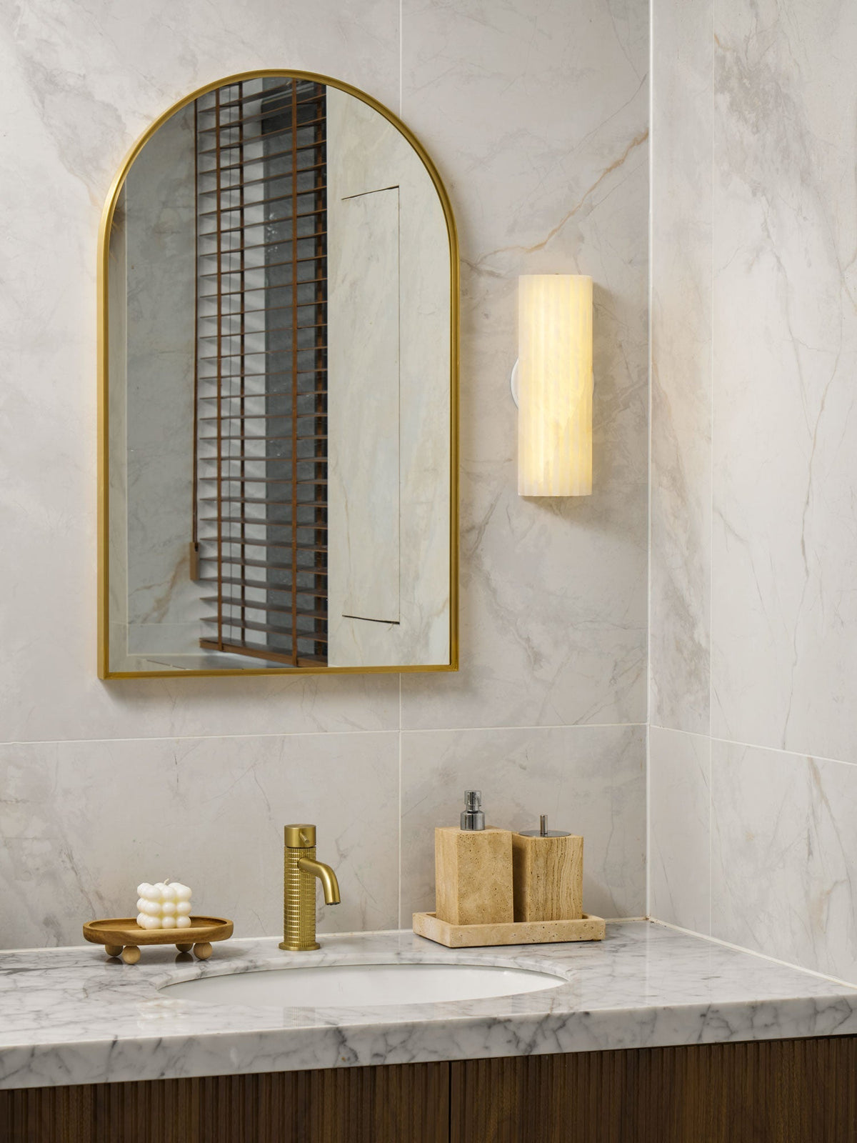 Bikel Alabaster Indoor Wall Light