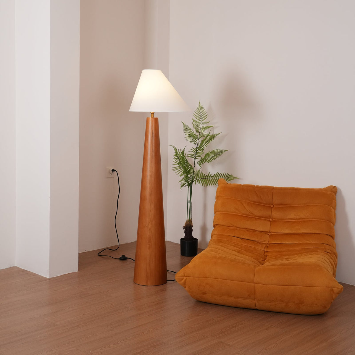 Pinnacle Minimalist Wood Floor Lamp