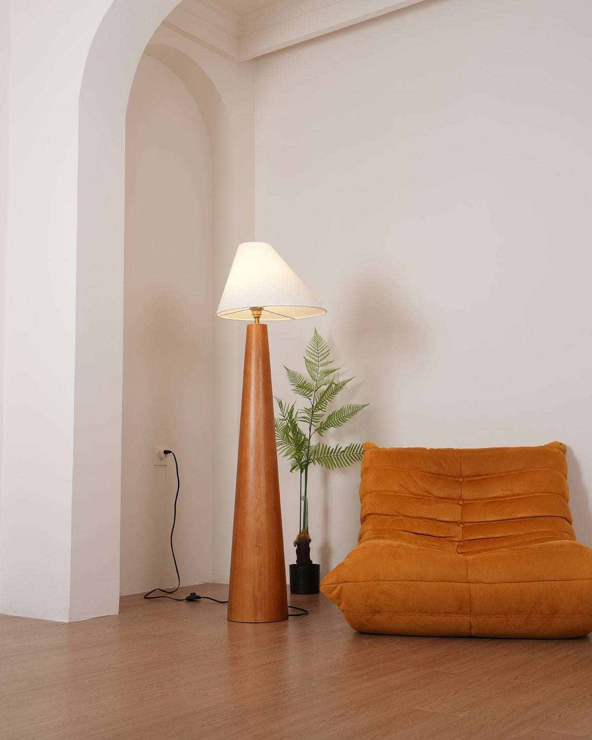 Elvin Floor Lamp