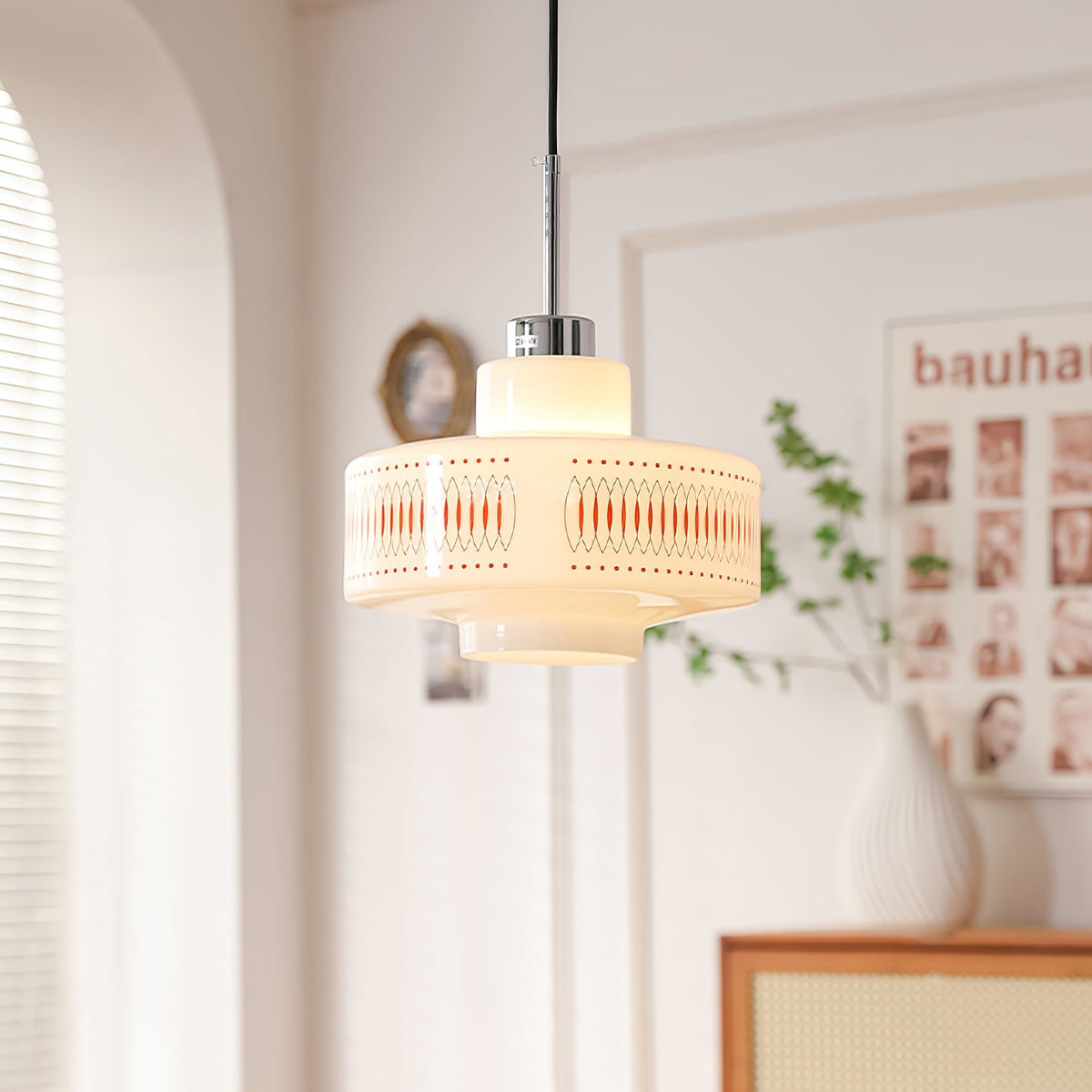 Yibin Glass Pendant Light